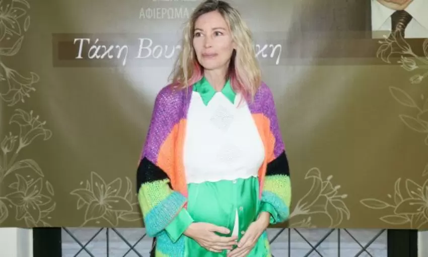 Έγκυος στα 53 της η ηθοποιός, Άριελ Κωνσταντινίδη