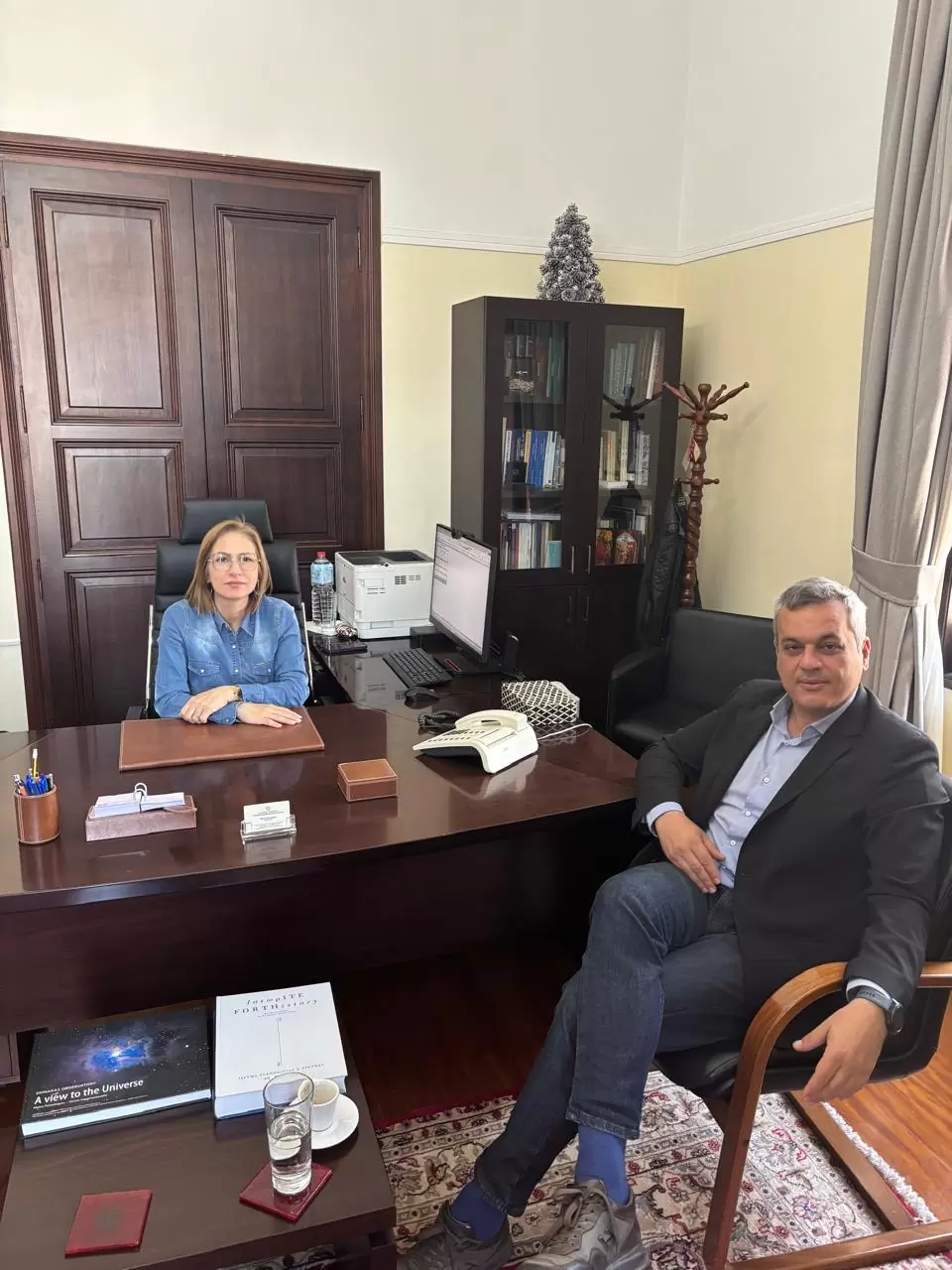 Η διαχείριση υδάτινων πόρων και η αιφνίδια κατάργηση της δυνατότητας οικοδόμησης σε οικισμούς, στο επίκεντρο της συνάντησης του Χ. Μαμουλάκη με τη Μ. Κοζυράκη