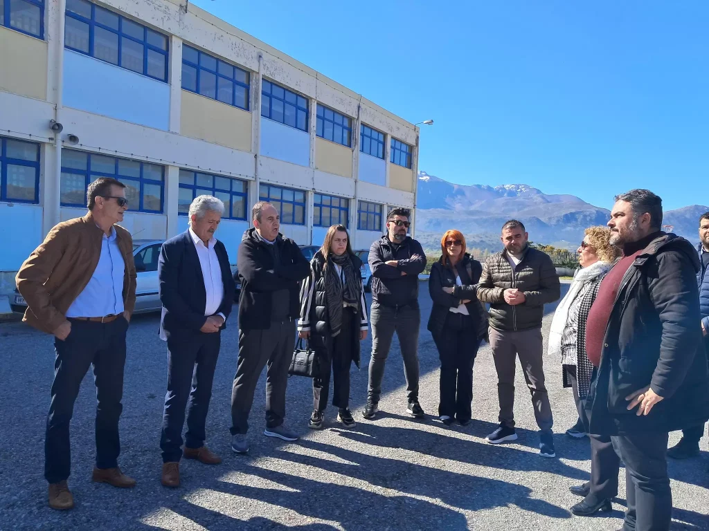 Στο σχολείο του Τζερμιάδου ο Γ. Πλακιωτάκης