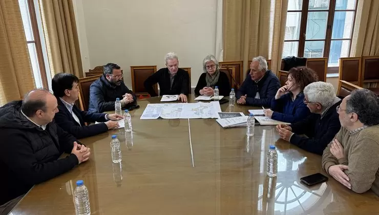 Συνάντηση του Δημάρχου Ηρακλείου με τη διεύθυνση του Μουσικού Σχολείου Ηρακλείου