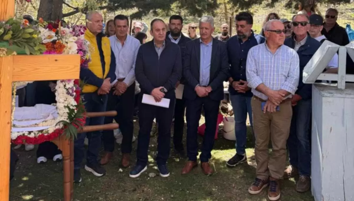 Κατανυκτική πρωινή ακολουθία του επιταφίου στο Οροπέδιο του Λιμνάκαρου