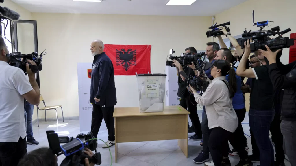 Αλβανία: Το Σοσιαλιστικό Κόμμα προηγείται στα αποτελέσματα των βουλευτικών εκλογών