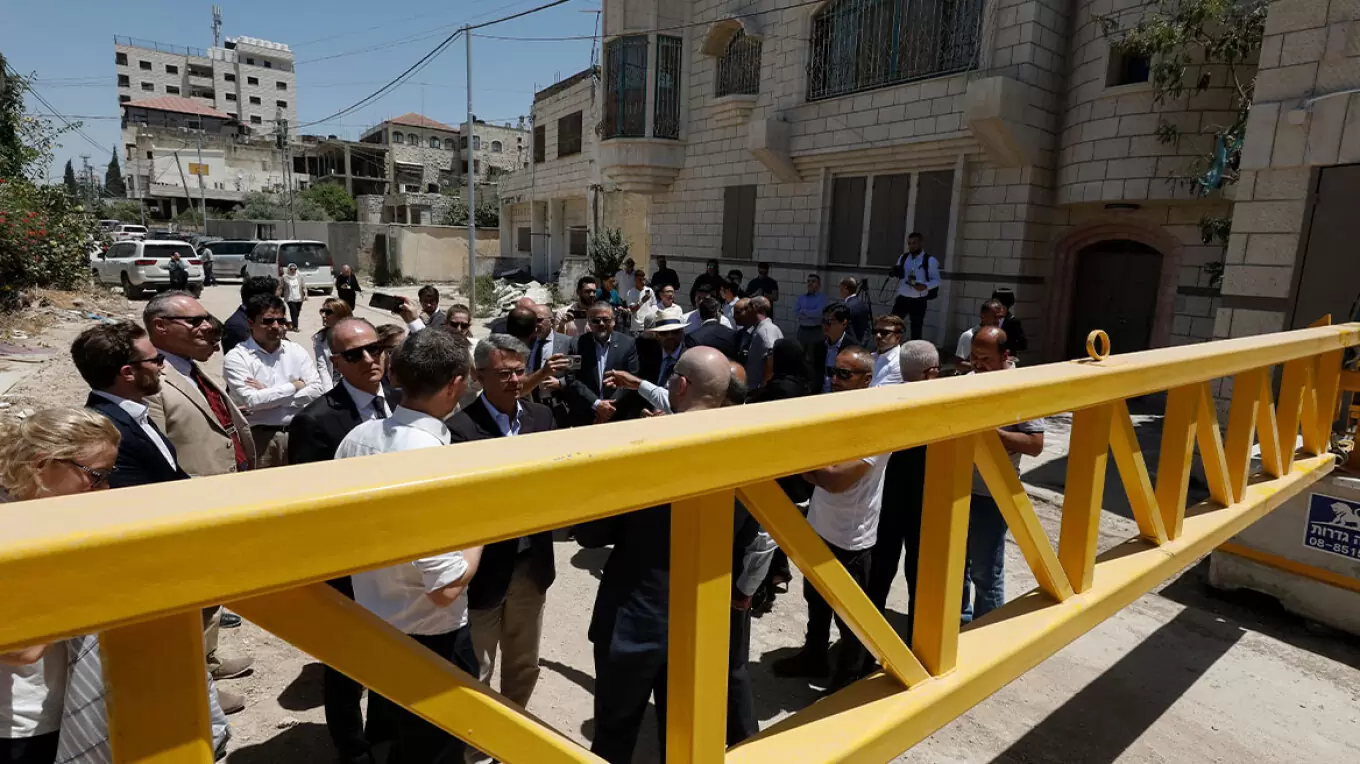 Σφοδρές διεθνείς αντιδράσεις από τα πυρά του ισραηλινού στρατού κατά ξένων διπλωματών στη Δυτική Όχθη