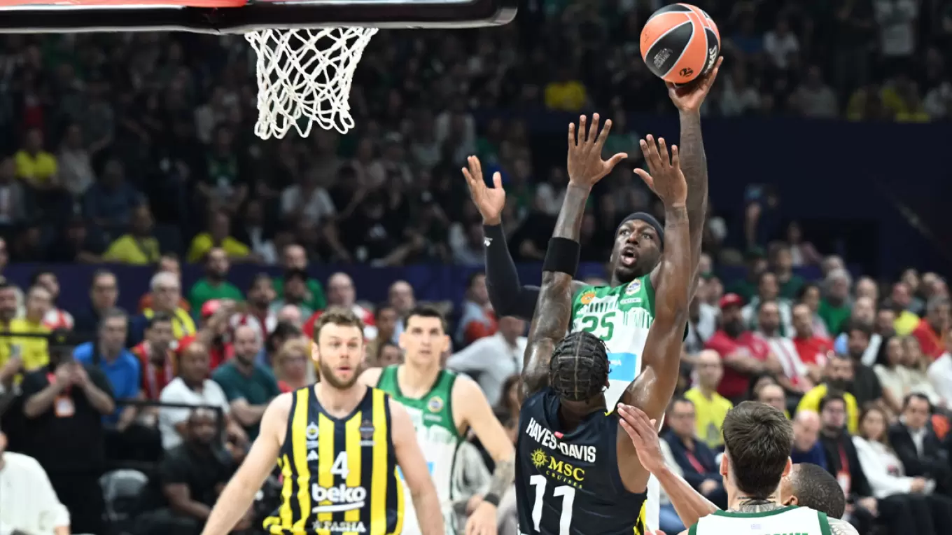 Φενέρ – Παναθηναϊκός 82-76: Πάλεψαν αλλά έμειναν εκτός τελικού οι πράσινοι