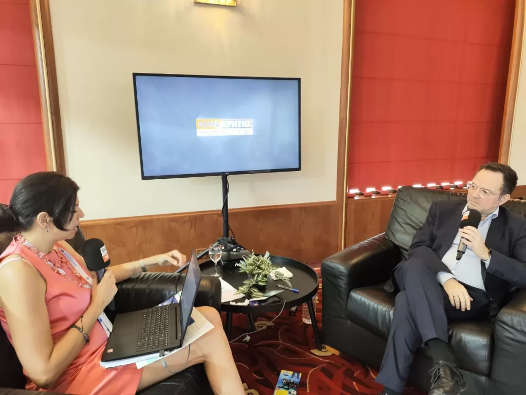 Μύρων Φλουρής: Το μοντέλο της τουριστικής ανάπτυξης στη Χερσόνησο