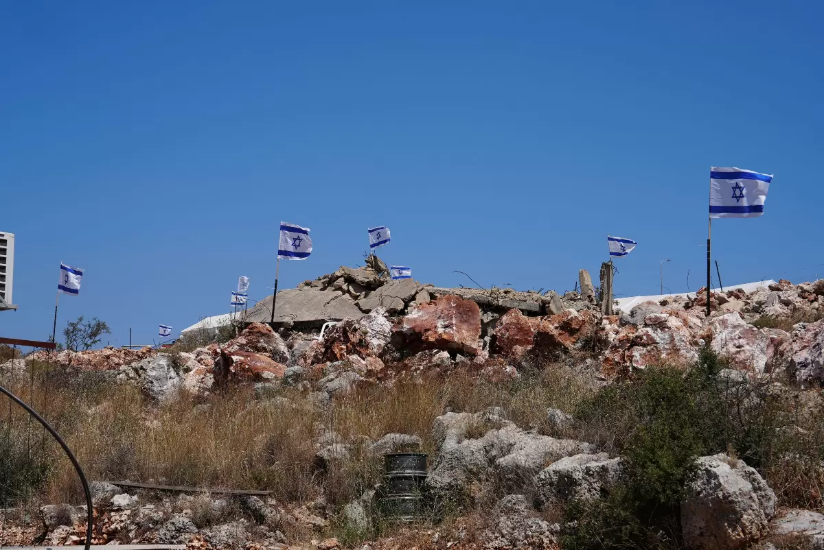 Ισραηλινές μπουλντόζες στη Δυτική Όχθη “θάβουν” τις ελπίδες των Παλαιστινίων για απόκτηση κράτους