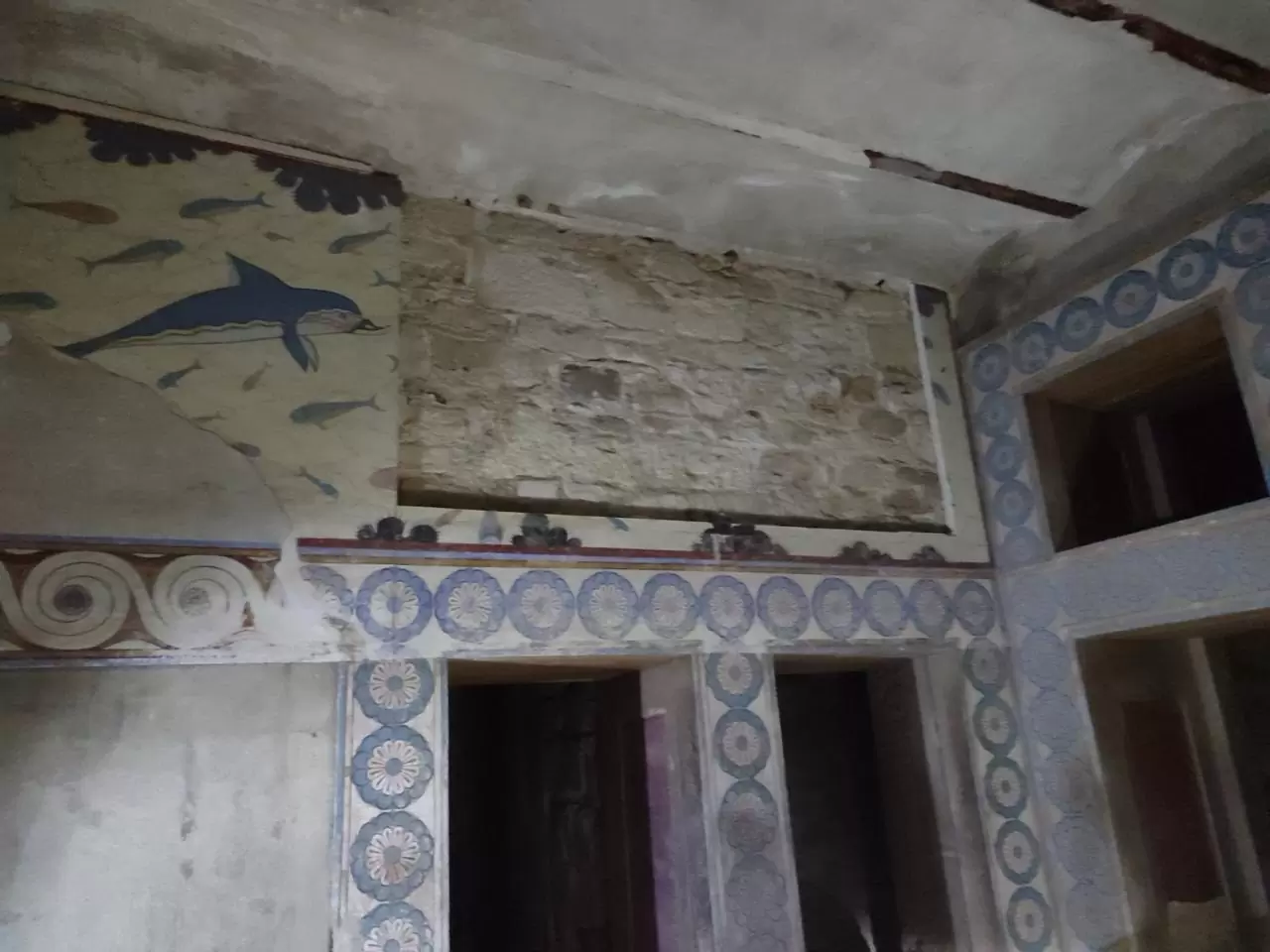 Η θέση του υπουργείου Πολιτισμού για την κατάρρευση τοιχογραφίας στην Κνωσσό