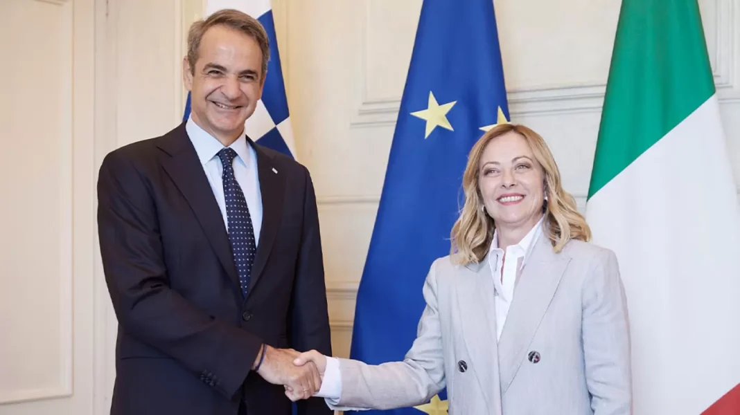 Συμφωνία για επενδύσεις 360 εκατ. ευρώ από την Ιταλία σε νέα τρένα και αμαξοστάσια στην Ελλάδα
