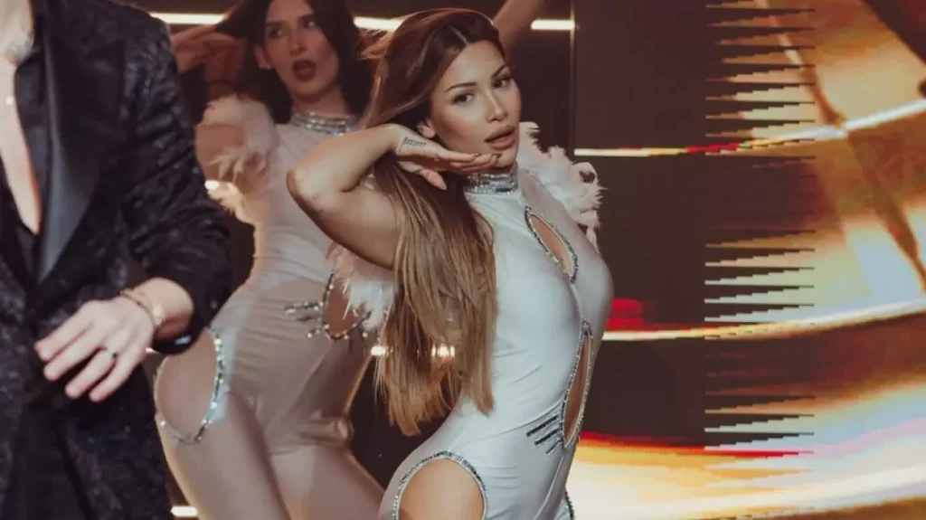 Μαρία Δήμητρα Κολυμπάρη: Η συνεργάτιδα της Ρίας Ελληνίδου έχει κλέψει τις εντυπώσεις στα social media