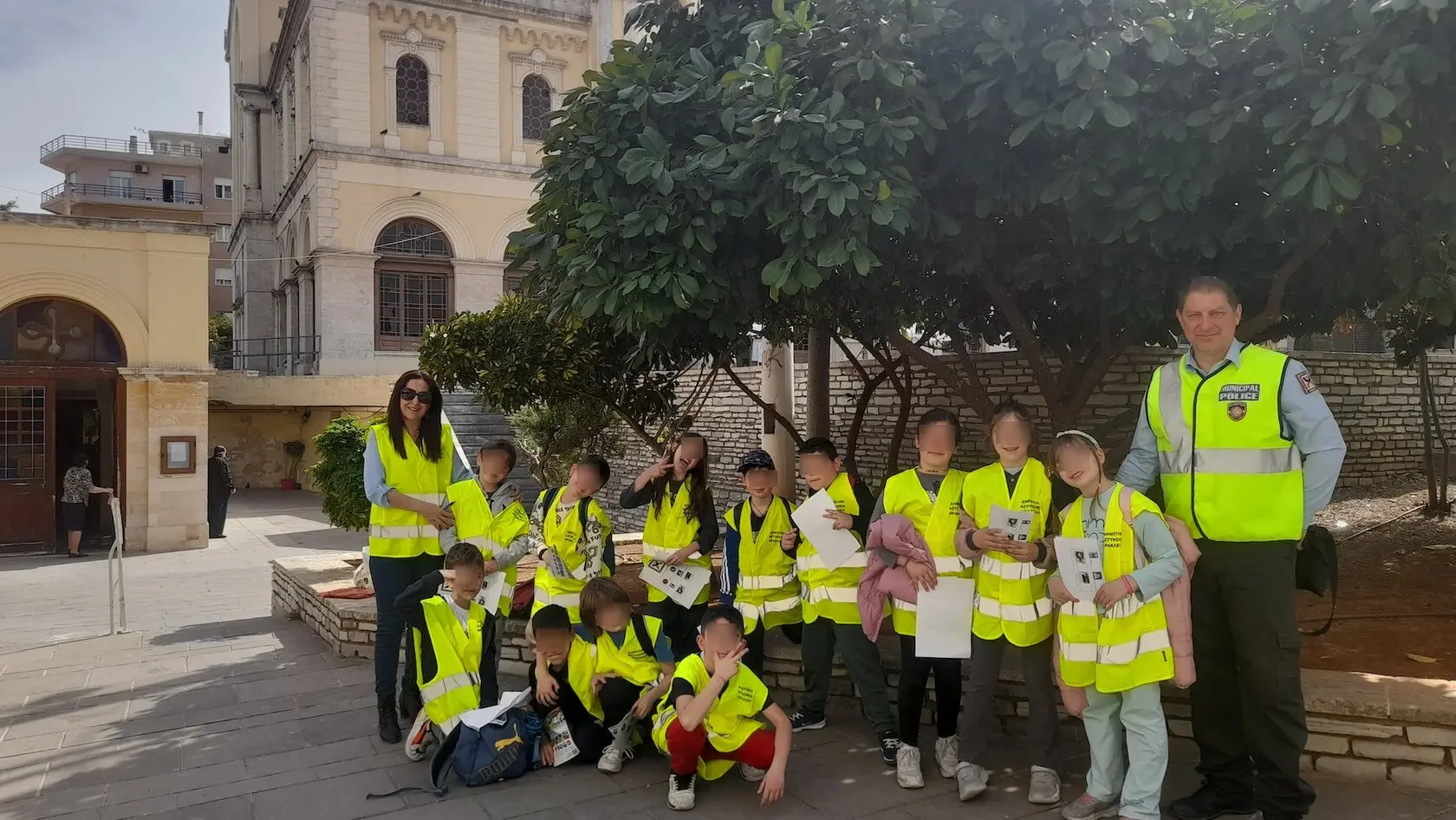 Κυκλοφορώ στην πόλη παρέα με τον κύριο Κ.Ο.Κ