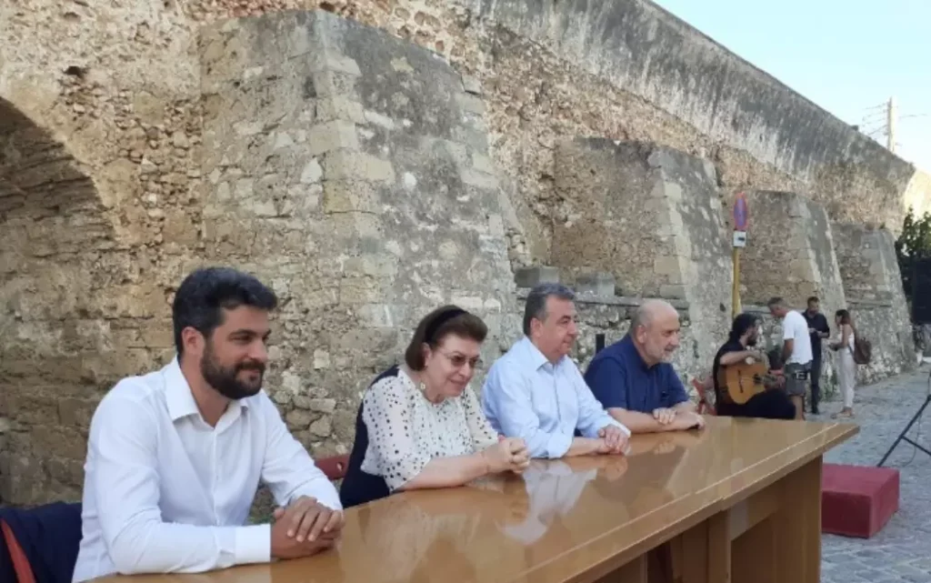 Χανιά: Υπογράφηκε η προγραμματική σύμβαση για την αποκατάσταση των Νεωρίων