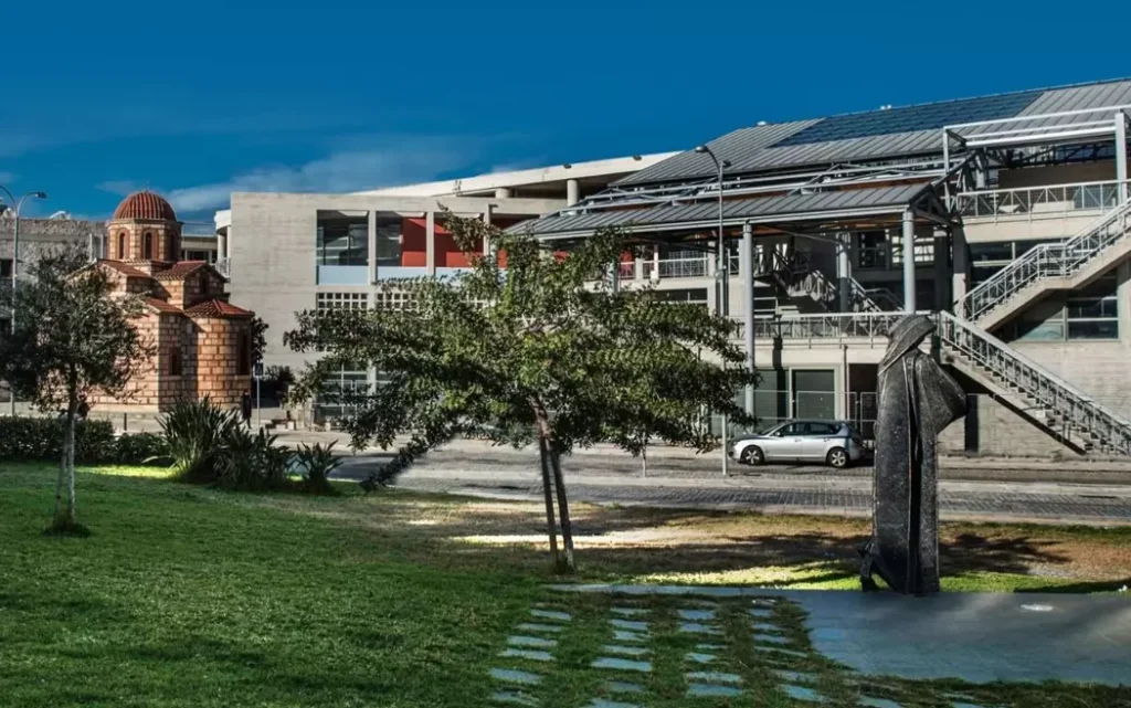 Bελτίωση της ρύθμισης του χρέους από την απένταξη του Πολιτιστικού Συνεδριακού Κέντρου Ηρακλείου