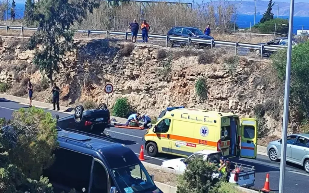 Σοβαρό τροχαίο στον ΒΟΑΚ: Τρεις σε κρίσιμη κατάσταση, από τους οκτώ που τραυματίστηκαν