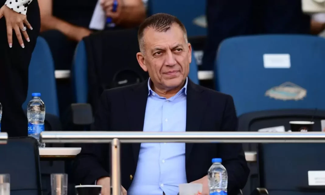 Βρούτσης: «Δεν απαιτείται κοινή παρουσία Γιαννακόπουλου–Αγγελόπουλων» – Προς λύση η κρίση στους τελικούς