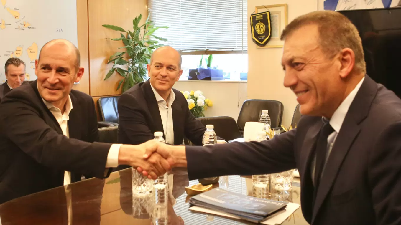 Ολοκληρώθηκαν οι συναντήσεις του Γ. Βρούτση με τους Αγγελόπουλους και τον Γιαννακόπουλο – Συνεχίζονται οι τελικοί του μπάσκετ