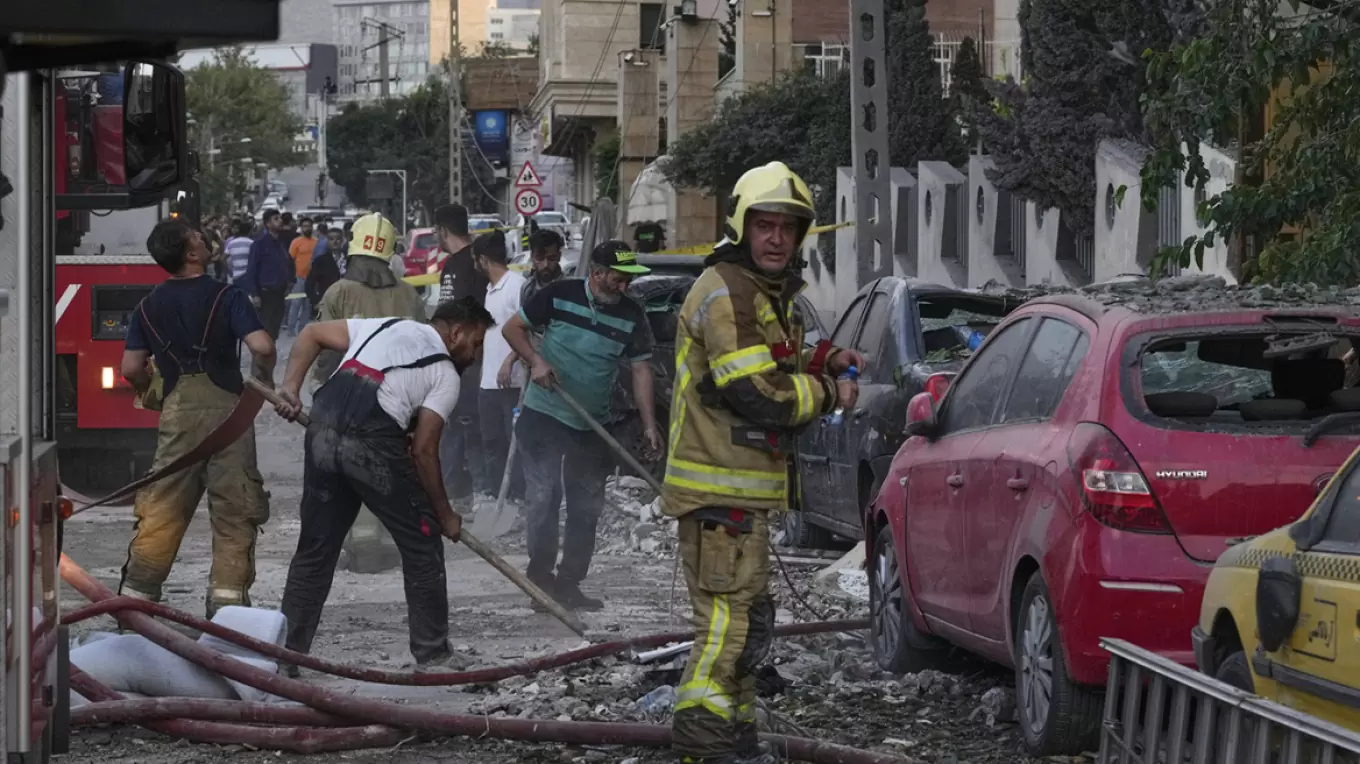 Ισραηλινό χτύπημα στο Ιράν: 78 νεκροί και 329 τραυματίες – Oι Ιρανοί διοικητές και επιστήμονες που εξουδετέρωσε το Ισραήλ