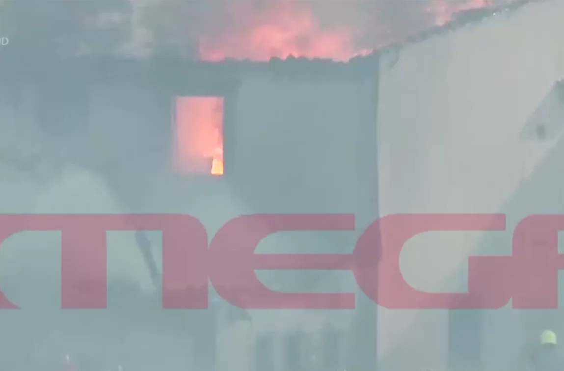 Φωτιά στη Δροσοπηγή Αττικής: Καίγονται σπίτια στο Κρυονέρι