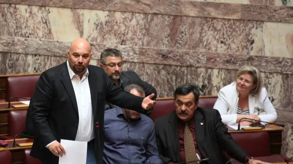 Εκτός φυλακής οι Ηλίας Παναγιώταρος και Χρήστος Παππάς της Χρυσής Αυγής