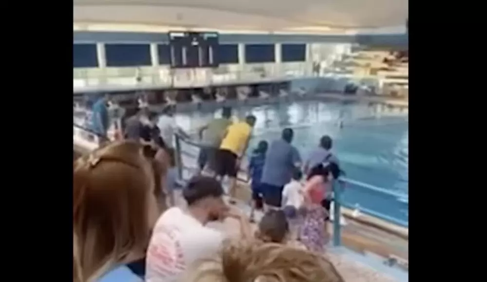 Εικόνες ντροπής στη Χίο: Τραμπούκισαν παιδιά σε αγώνα πόλο ενώ αιρετός προέβη σε αισχρές αναρτήσεις