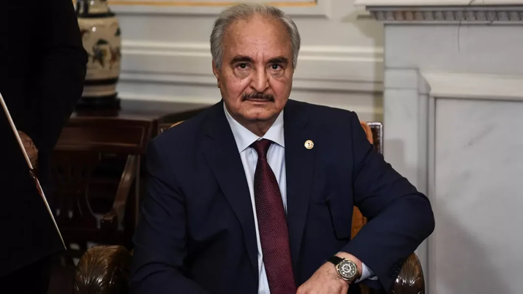 Ο Χαφτάρ έτοιμος να δώσει άδεια στην Άγκυρα για έρευνες στην Μεσόγειο, με βάση το τουρκολιβυκό μνημόνιο