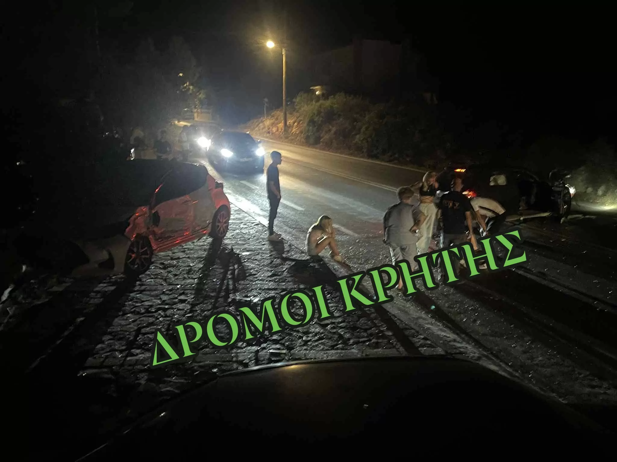 Σοβαρό τροχαίο στα Κουνουπιδιανά Χανίων: Τρεις τραυματίες, μία κοπέλα σε σοβαρή κατάσταση