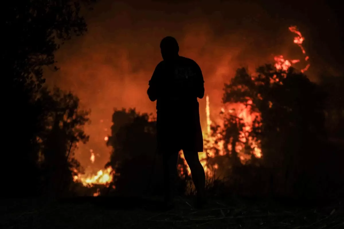 Δύο συλλήψεις για τον εμπρησμό στα Συχαινά της Πάτρας