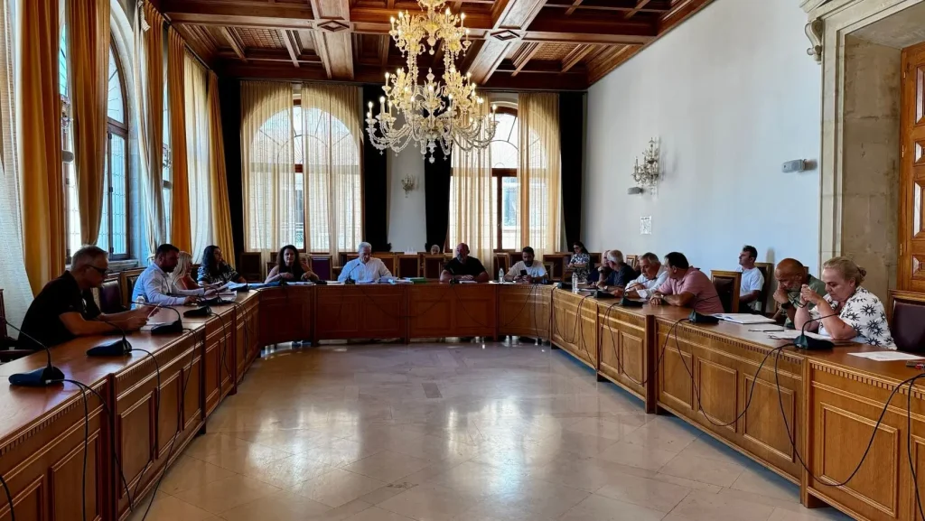 Εγκρίθηκαν από την Δημοτική Επιτροπή οι όροι του Διεθνούς Διαγωνισμού για την μεταρρύθμιση της καθαριότητας στο Ηράκλειο