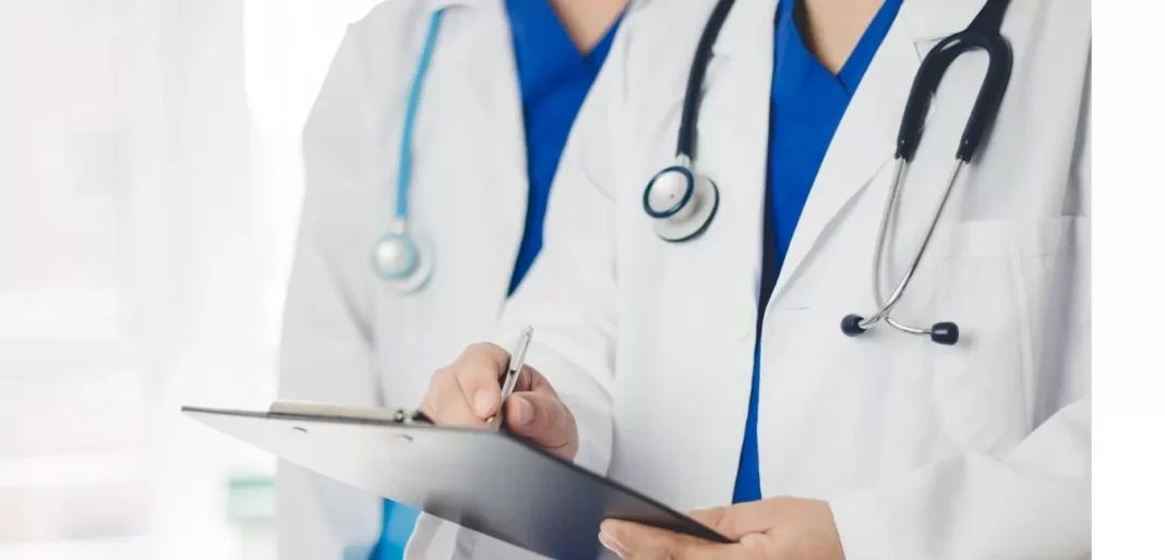 Δικογραφία σε βάρος δύο ιατρών δημόσιου νοσοκομείου