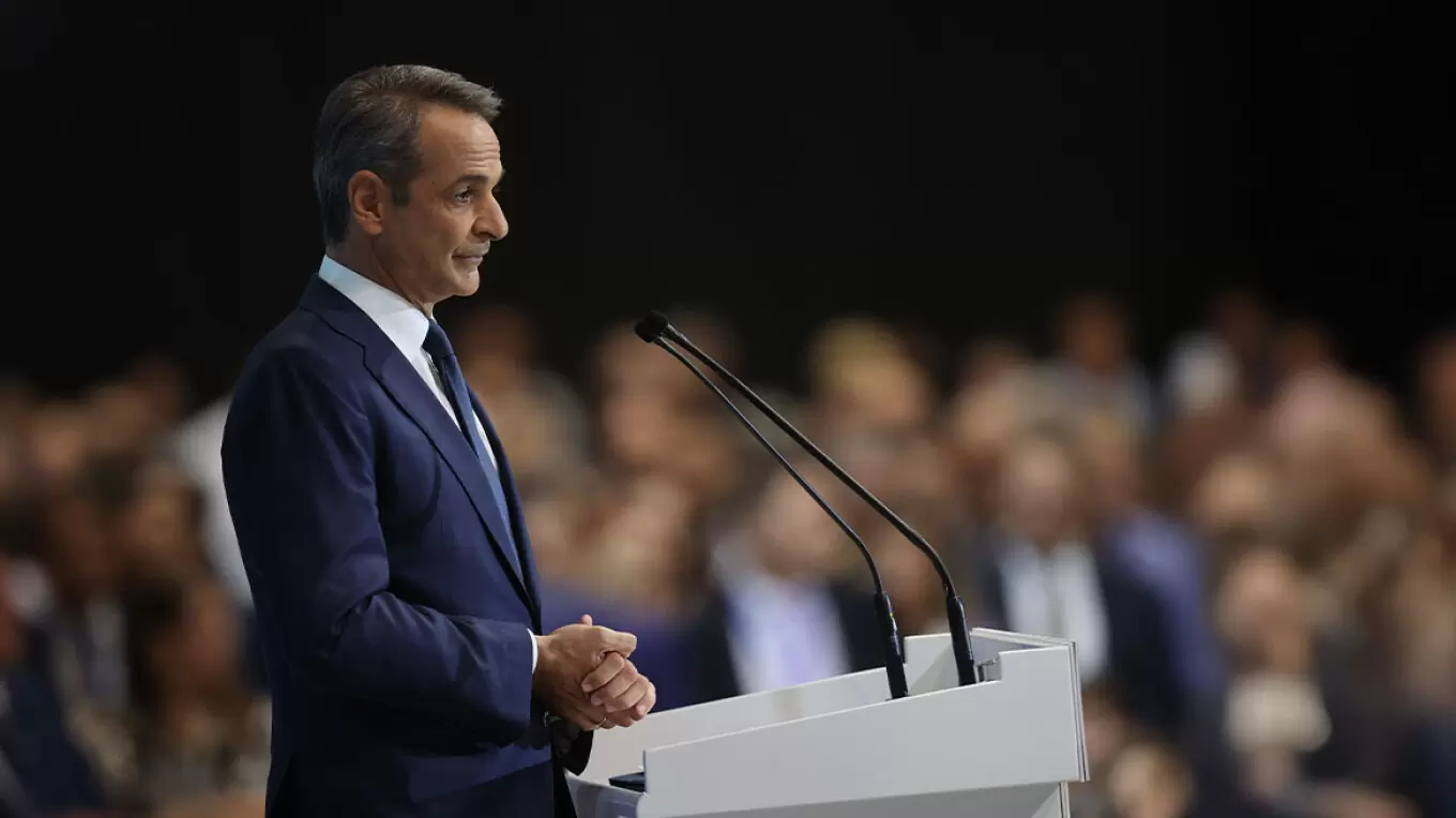 Πακέτο €1,5 δισ. για φοροελαφρύνσεις στη μεσαία τάξη – Τι θα περιλαμβάνει το «καλάθι» της ΔΕΘ