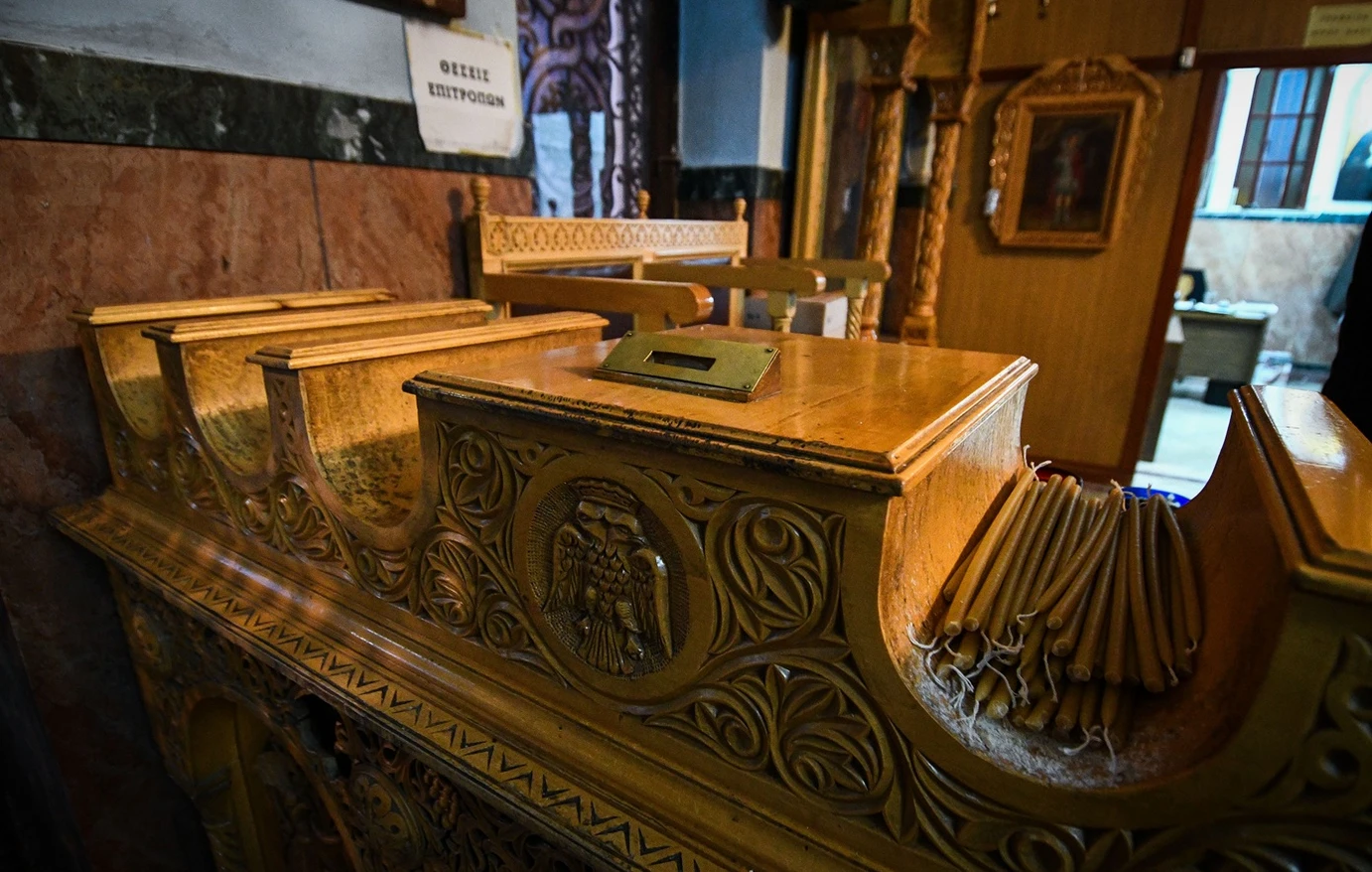 Χειροπέδες σε 41χρονο που «ρήμαζε» εκκλησίες