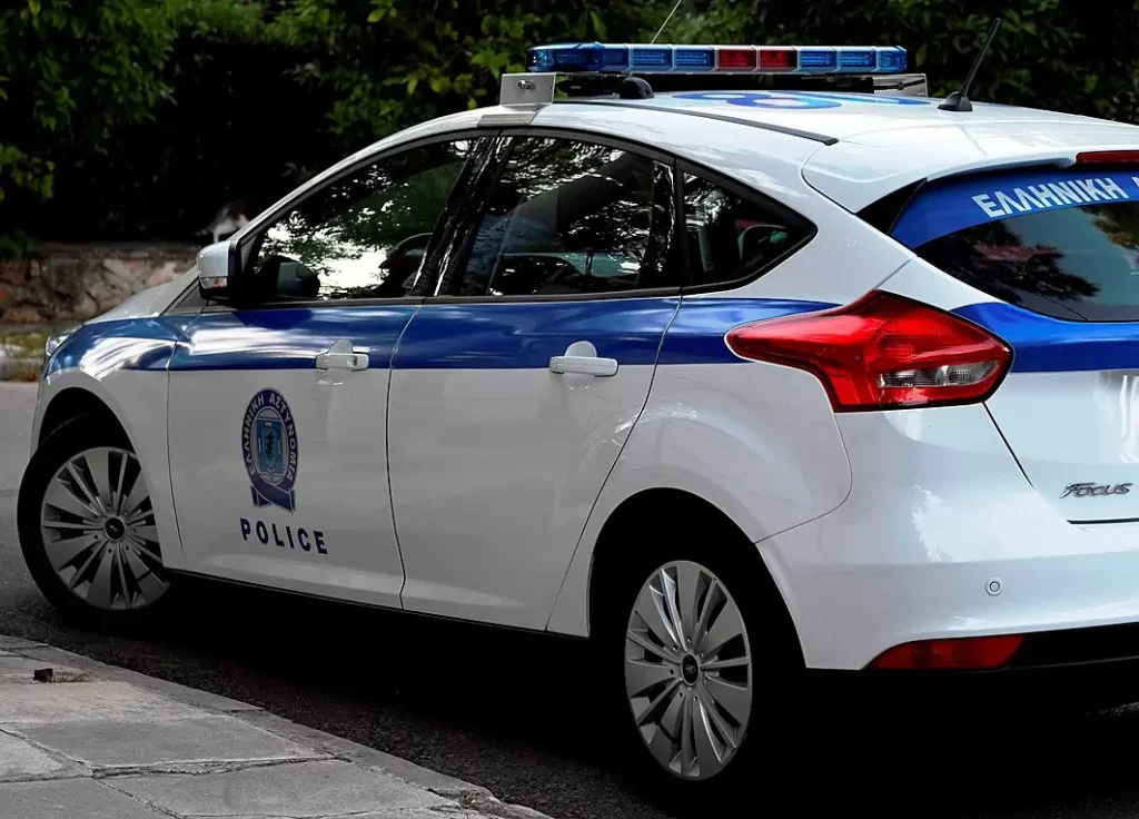 Παραδόθηκε ο 23χρονος για το άγριο φονικό στα Χανιά…