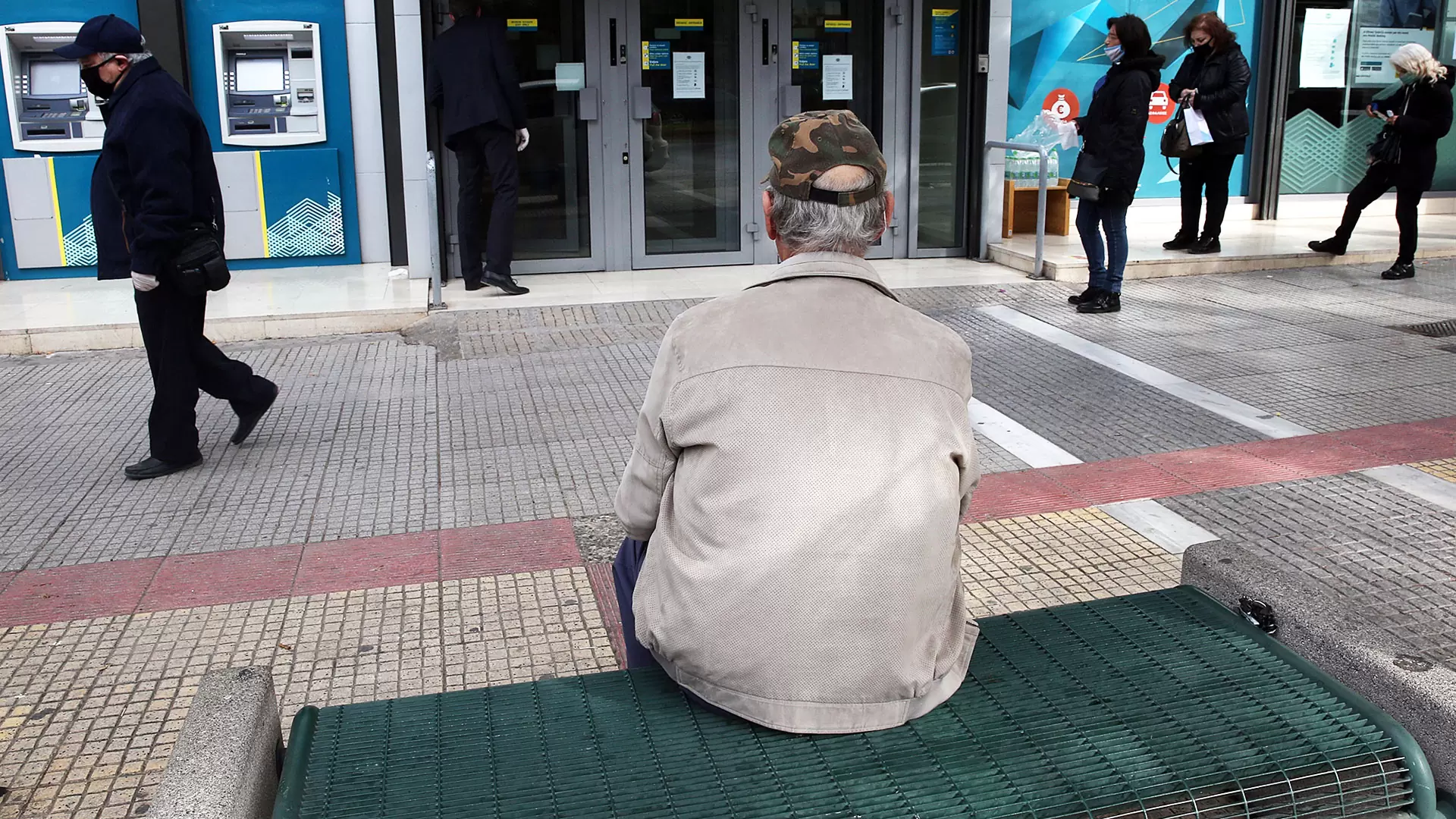 17.500 αιτήσεις για σύνταξη τον μήνα