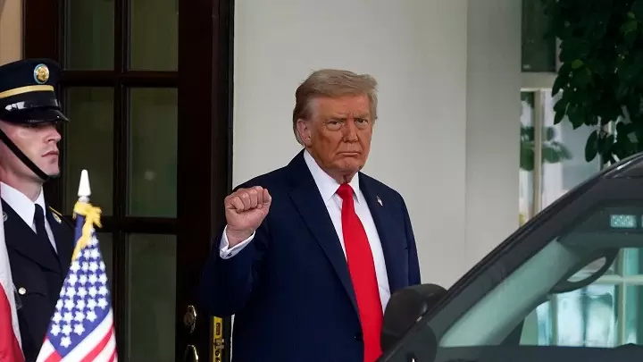 Ο Ντ. Τραμπ «άρχισε τις προετοιμασίες» για συνάντηση Πούτιν και Ζελένσκι, μετά την «πολύ καλή» συνάντηση με τους Ευρωπαίους