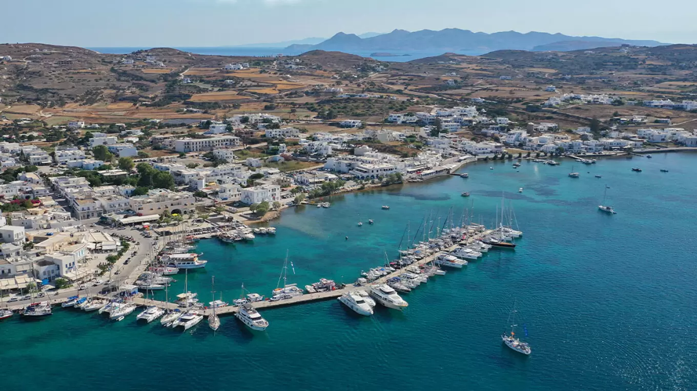 Ένταση με επιβάτες σε πλοίο με προορισμό την Κρήτη που δεν έδεσε στη Μήλο λόγω καιρού