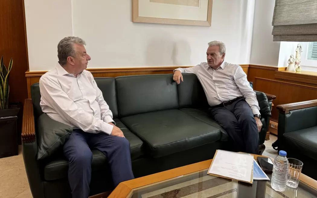 Συνάντηση Αρναουτάκη – Καλοκαιρινού για τα έργα υποδομής: Στο επίκεντρο o νέος κόμβος στη λεωφόρο 62 Μαρτύρων