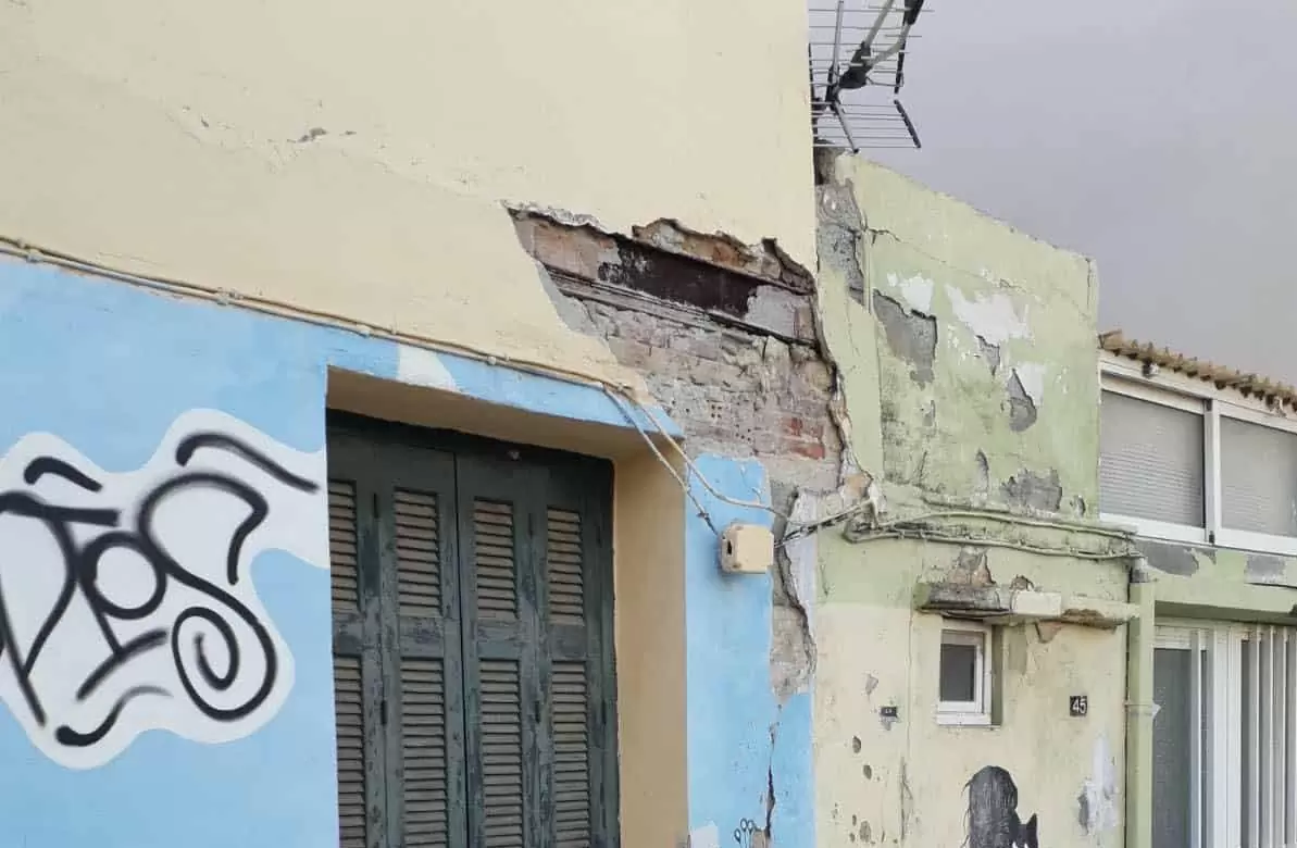 Νέα αυστηρή σύσταση προς τους ιδιοκτήτες ετοιμόρροπων από την Πολεοδομία Ηρακλείου