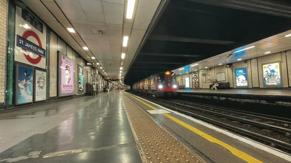 Βρετανία: Κλειστό από σήμερα το μετρό του Λονδίνου, καθώς αρχίζει εβδομάδα απεργιών