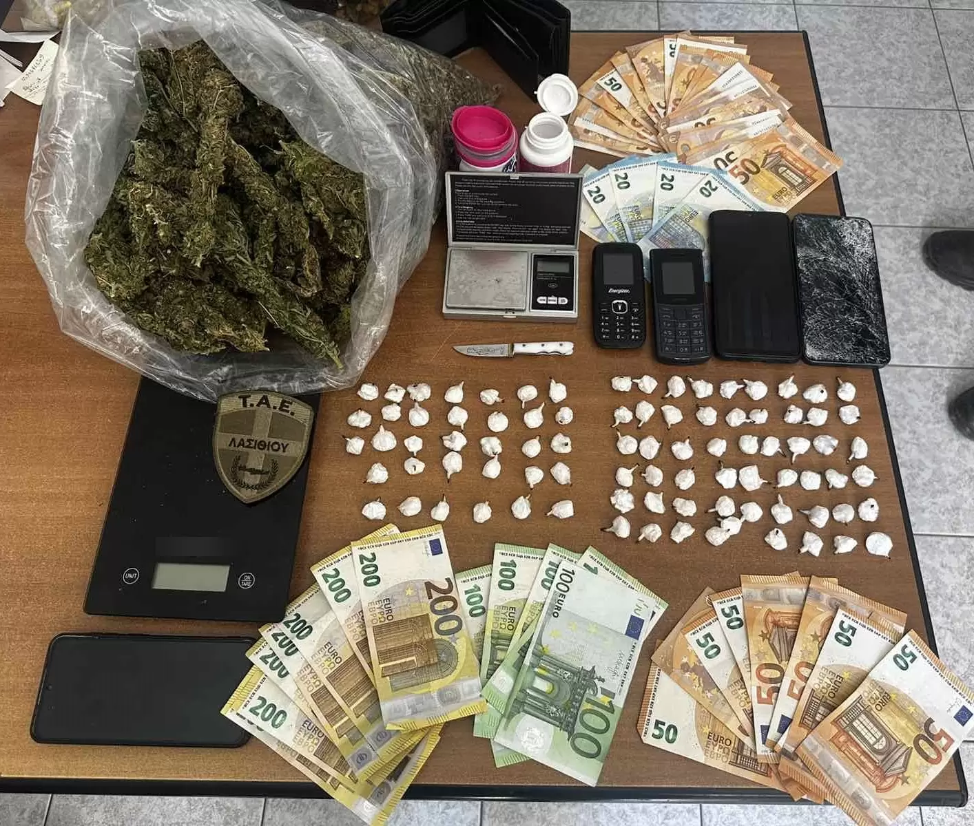 Ήταν… φορτωμένος με ναρκωτικά και συνελήφθη