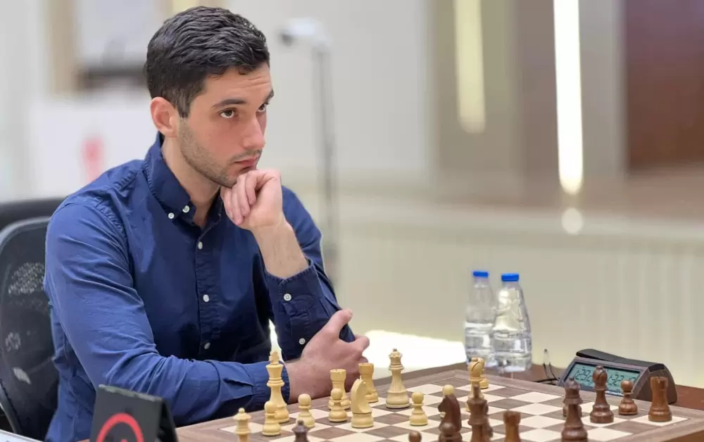 O 25χρονος σκακιστής, Νικόλας Θεοδώρου από το Ρέθυμνο που κέρδισε τον εν ενεργεία παγκόσμιο πρωταθλητή