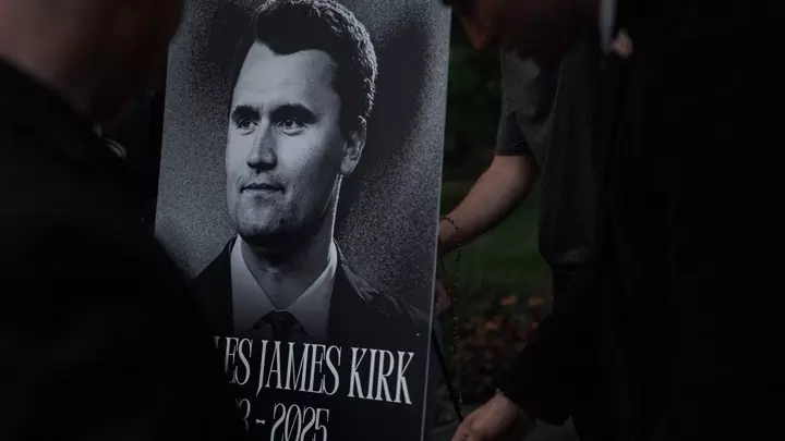 «Δεν έχετε ιδέα για τη φωτιά που ανάψατε» δηλώνει η χήρα του Τσάρλι Κερκ