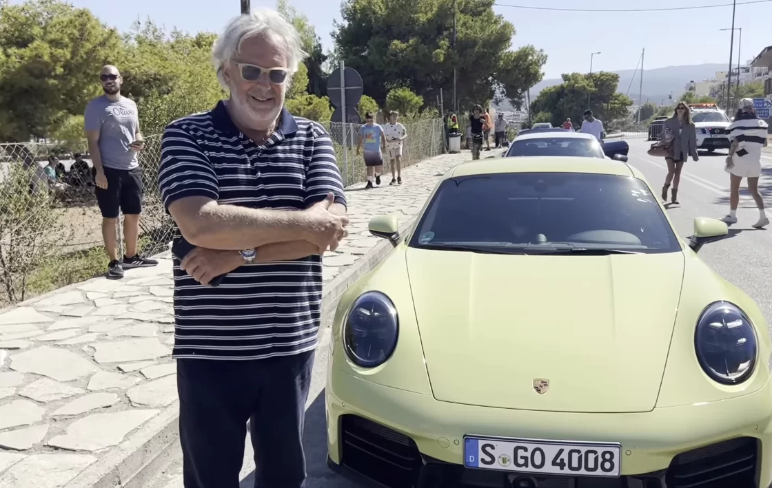 «Παρέλαση» από Porsche στη Σητεία…