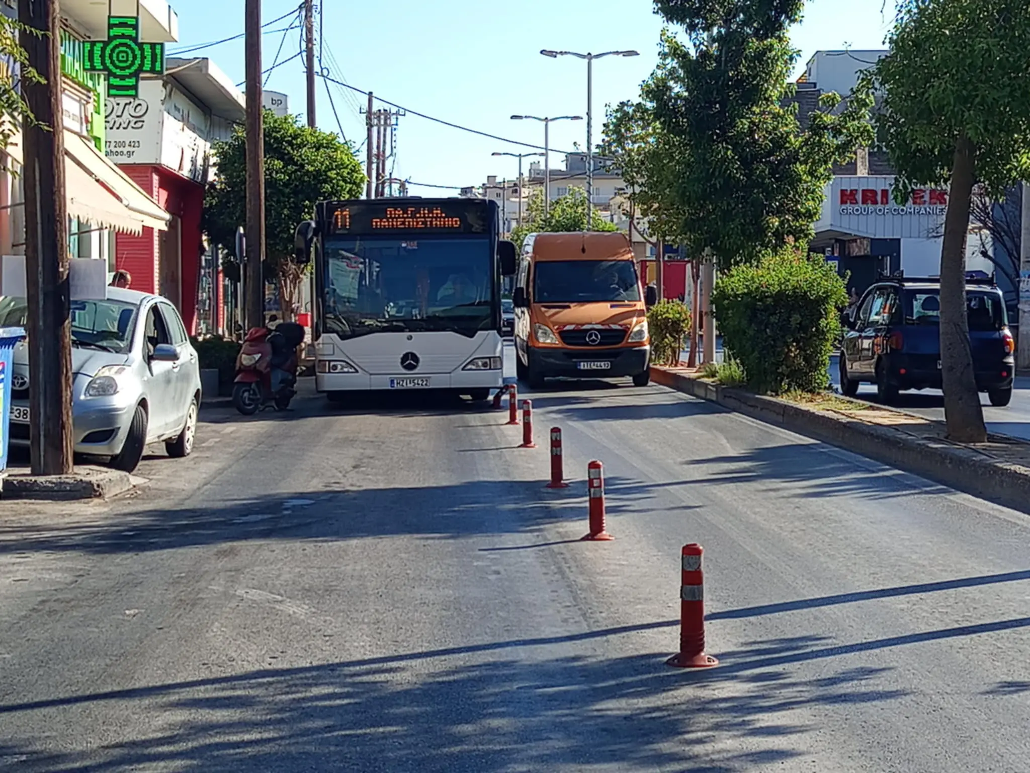 Λεωφόρος 62 Μαρτύρων: Κολωνάκια καταστρέφουν τους εμπόρους – Οργή Αποκεντρωμένης για τον δήμο Ηρακλείου