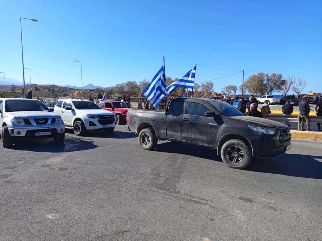 Παραμένουν στο μπλόκο για τέταρτη μέρα οι κτηνοτρόφοι…