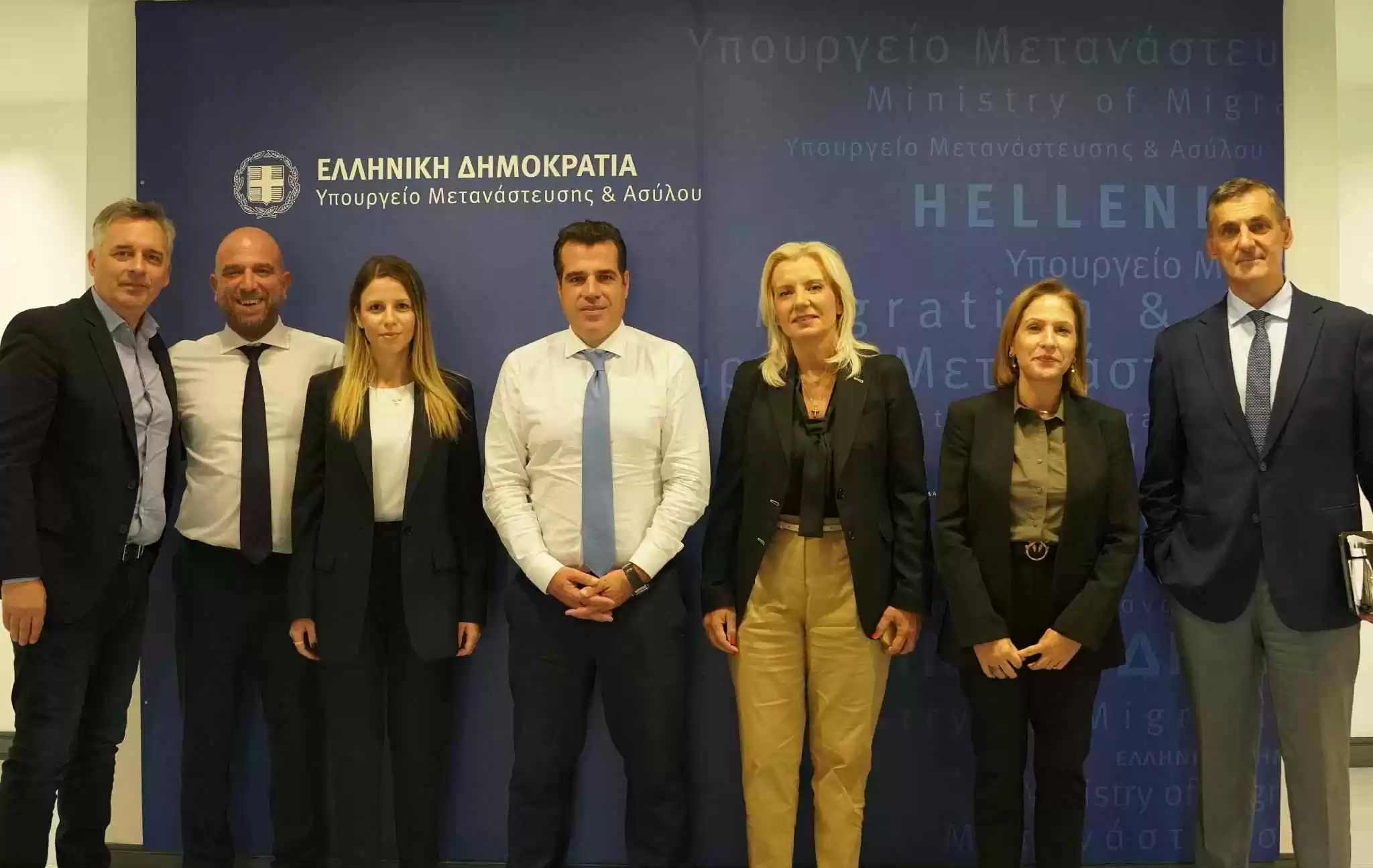 Στη σύσκεψη των Γραμματέων Αποκεντρωμένων Διοικήσεων με τον Υπουργό Μετανάστευσης και Ασύλου η Μ. Κοζυράκη