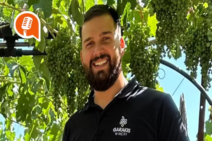 Δράκος Γαράκης: «Τα μικροοινοποιεία της Κρήτης συστήνονται στο κοινό της πόλης»