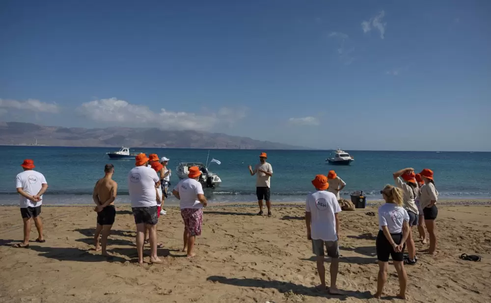 Καθαρισμός ακτών σε περιοχές Natura 2000 από ΔΕΗ και iSea