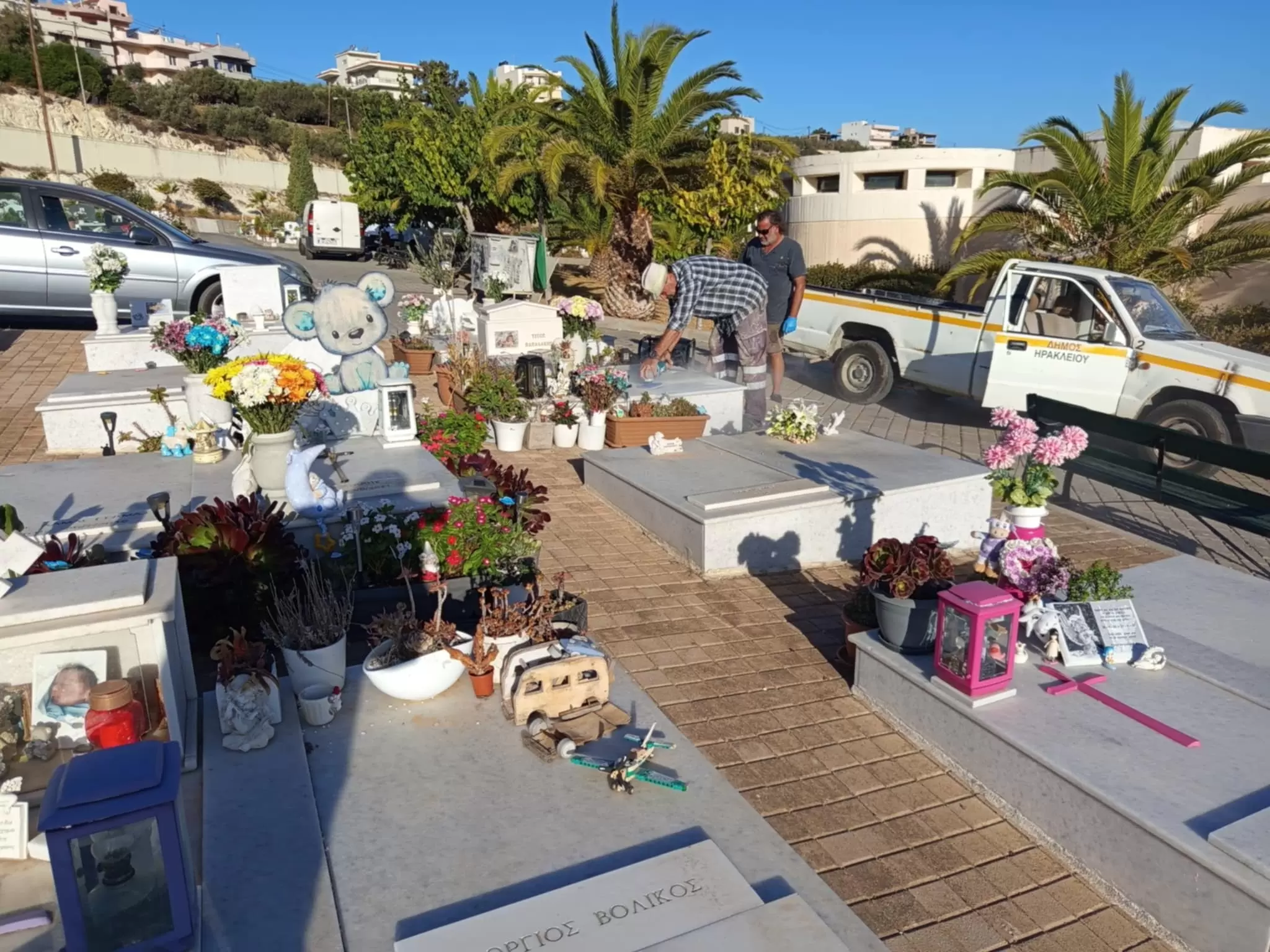 Νέο Κοιμητήριο Ηρακλείου: Πέντε με έξι προσλήψεις, χρειάζονται ακόμα