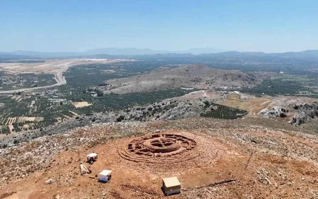 Συνεχίζονται οι αρχαιολογικές εργασίες στο μνημείο της Παπούρας – Εκδήλωση ενημέρωσης τη Δευτέρα και εκδίκαση στο ΣτΕ την Τετάρτη