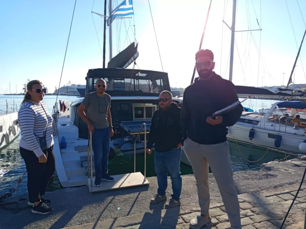 Οργή στο λιμάνι του Ηρακλείου: «Μας διώχνουν από το ενετικό και μας πάνε στο εμπορικό λιμάνι, με κινδύνους για τα σκάφη, τα πληρώματα και τους επιβάτες»
