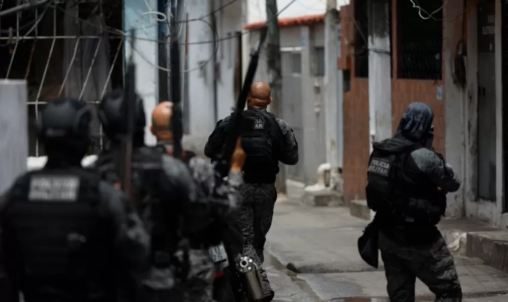 Κρεσέντο αστυνομικής βίας στη Βραζιλία – Τουλάχιστον 132 νεκροί στην αστυνομική επιχείρηση στο Ρίο